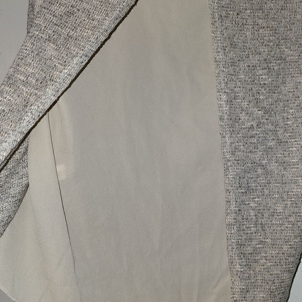 Mixed fabric top - Picture 4 of 4